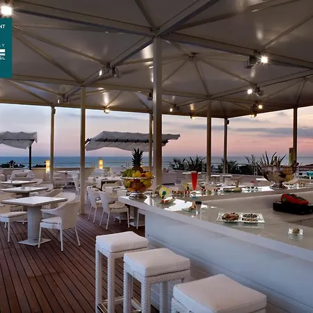 Versilia Lido | Esperienze Отель Лидо-ди-Камайоре