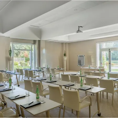 Отель Versilia Lido | Esperienze 4*