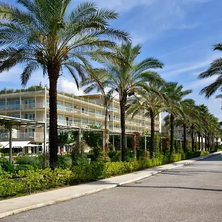 Отель Versilia Lido | Esperienze Лидо-ди-Камайоре