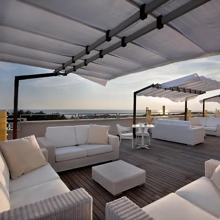 Отель Versilia Lido | Esperienze 4*