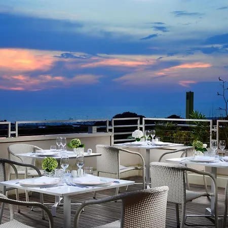 Versilia Lido | Esperienze 4*